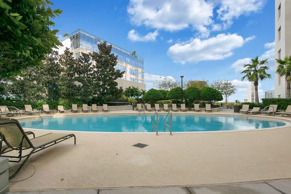 155 S COURT AVE #1102