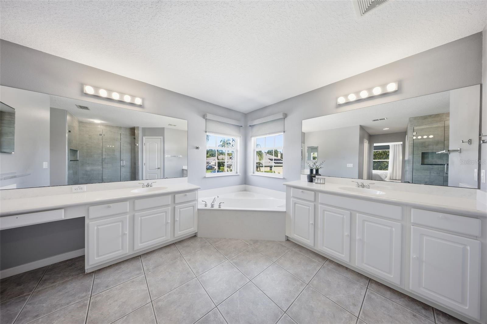 10366 LAKE SHEEN RESERVE BLVD
