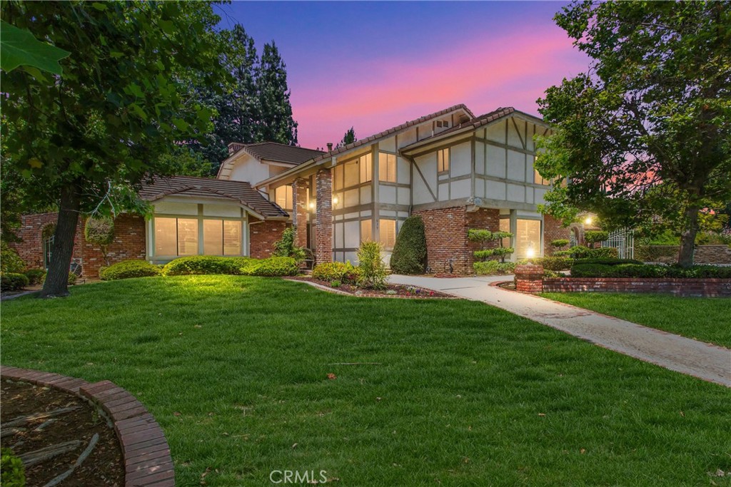 639 Valley View Drive