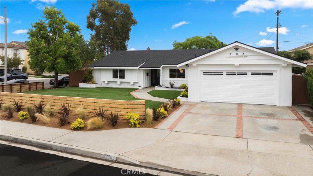 2796 Cibola Avenue