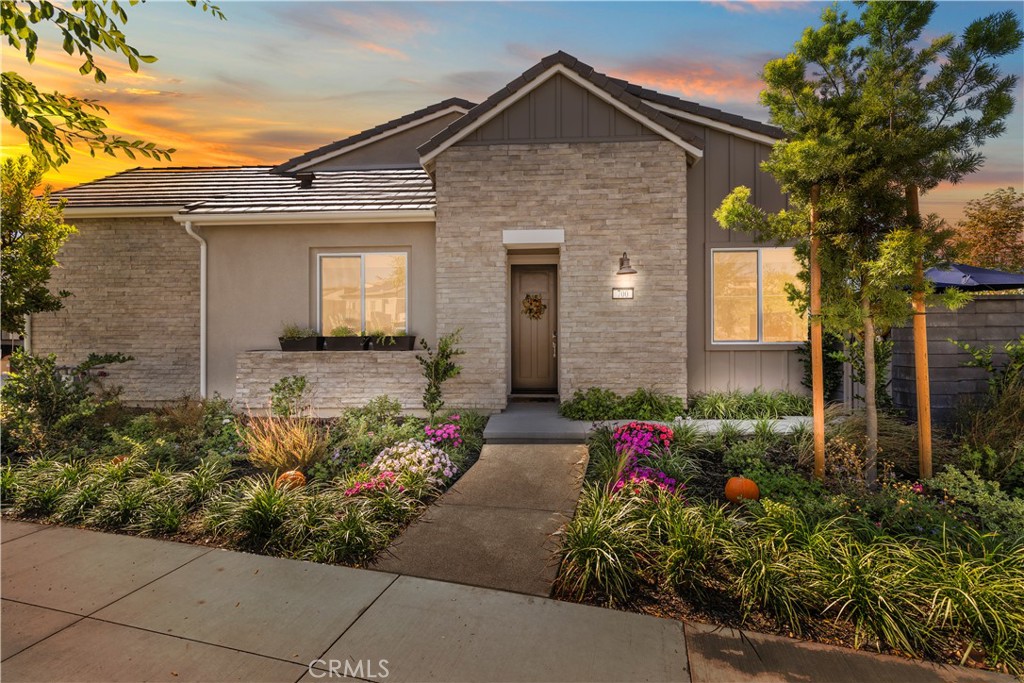 700 Sunrise Rd