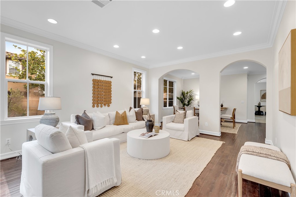 2105 Canyon Circle