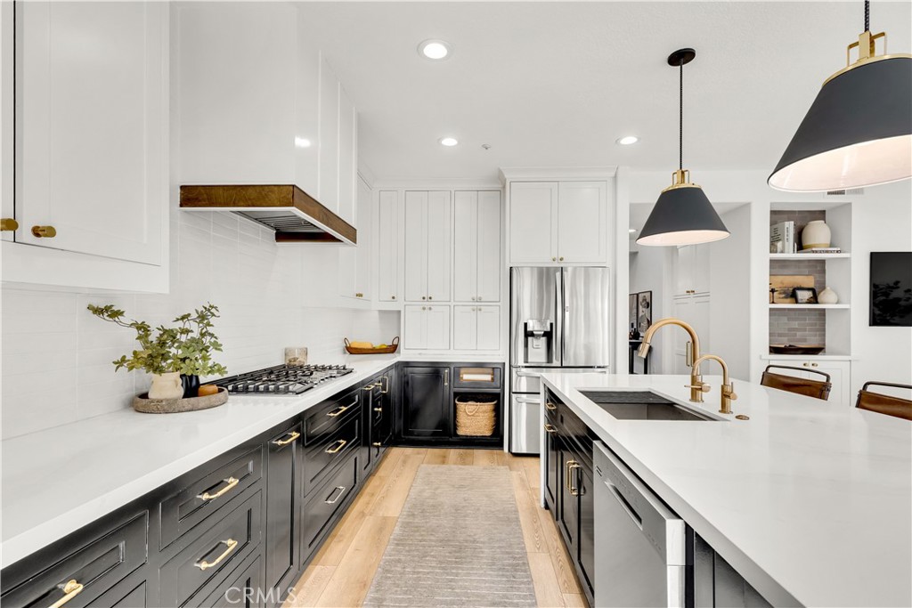 6110 Camino Forestal