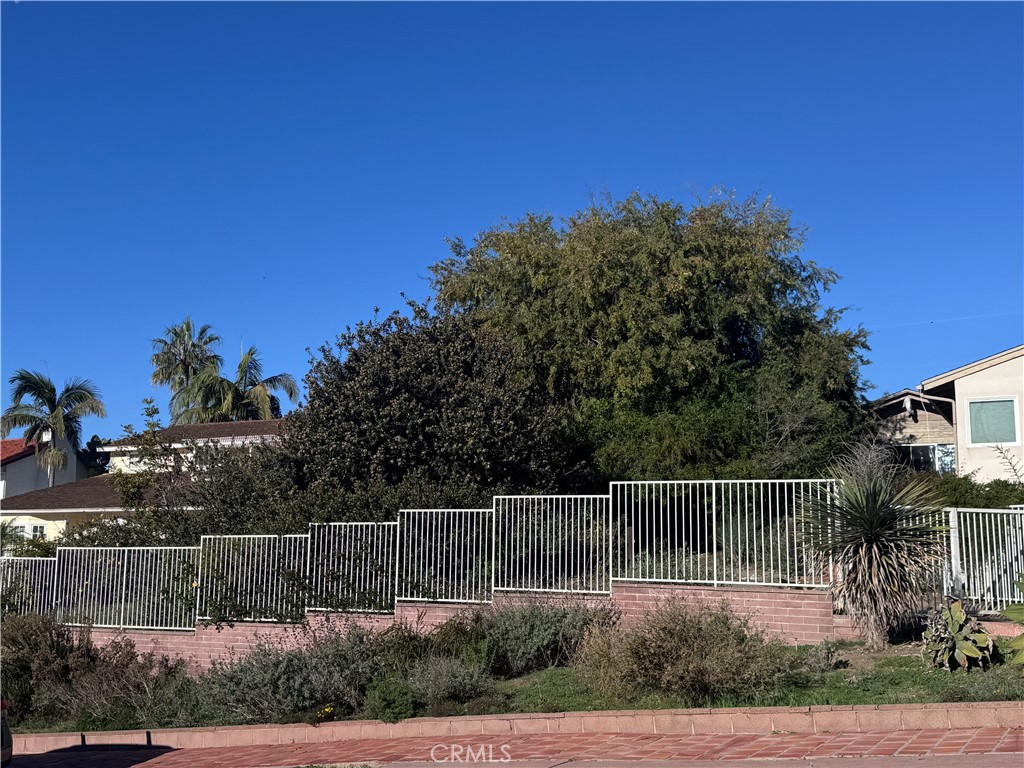 204 W Avenida Gaviota