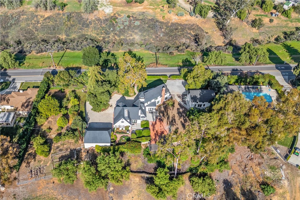 745 W Sunset Drive