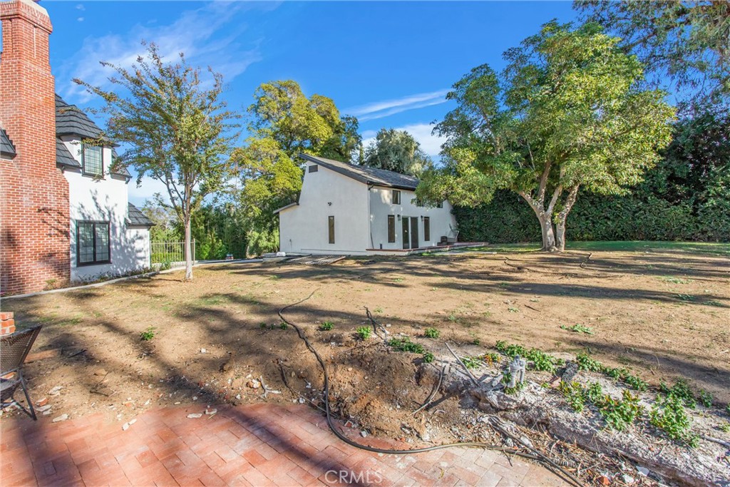 745 W Sunset Drive