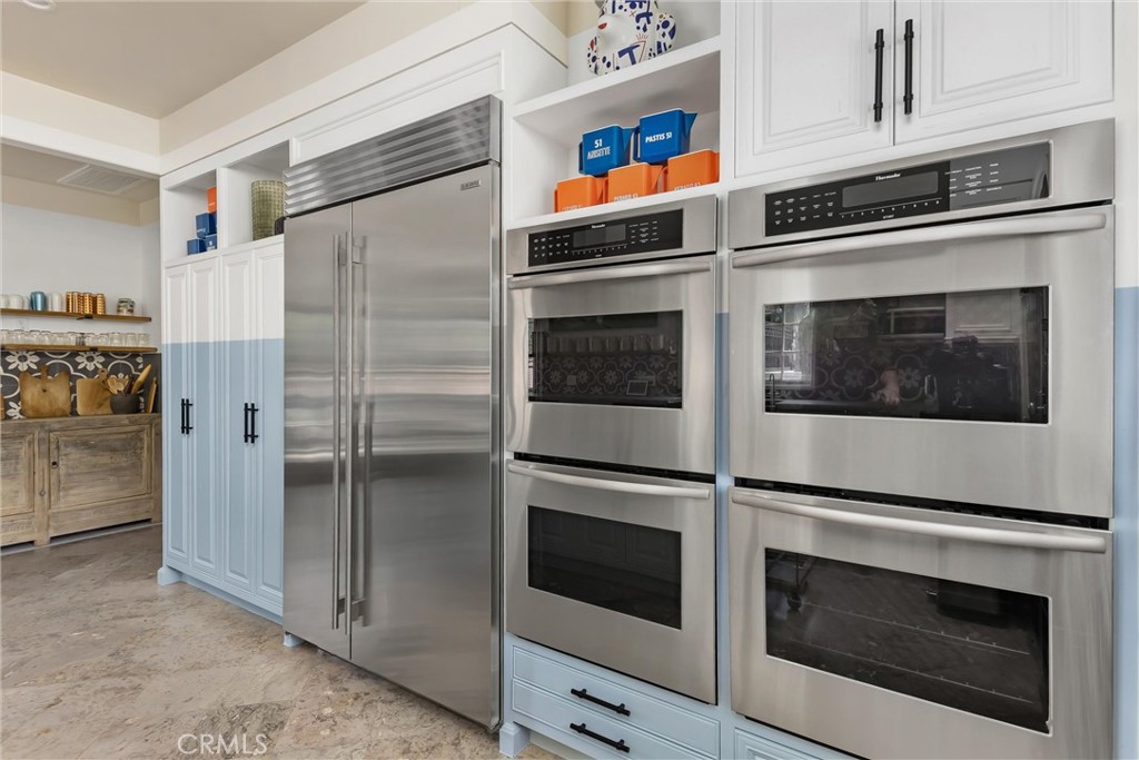 294 W Crestview Drive