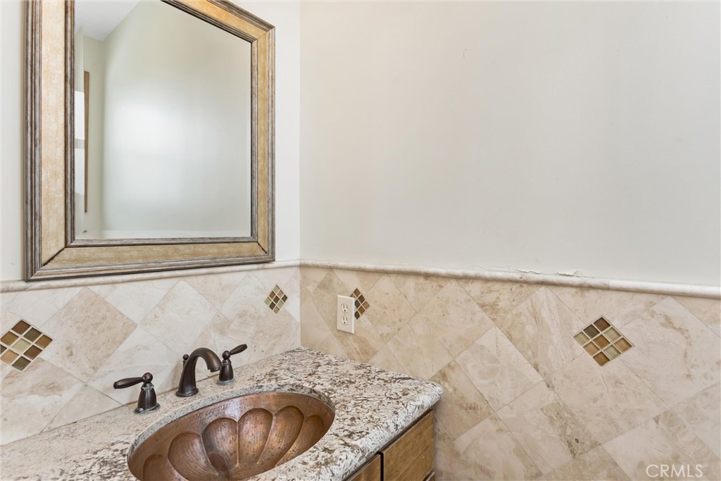 204 Saint Catherine