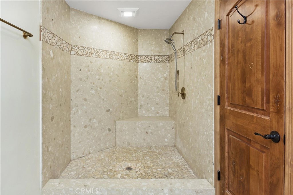 204 Saint Catherine