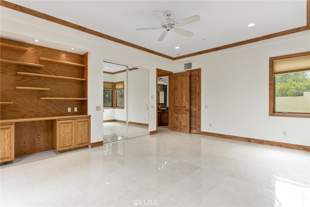 204 Saint Catherine