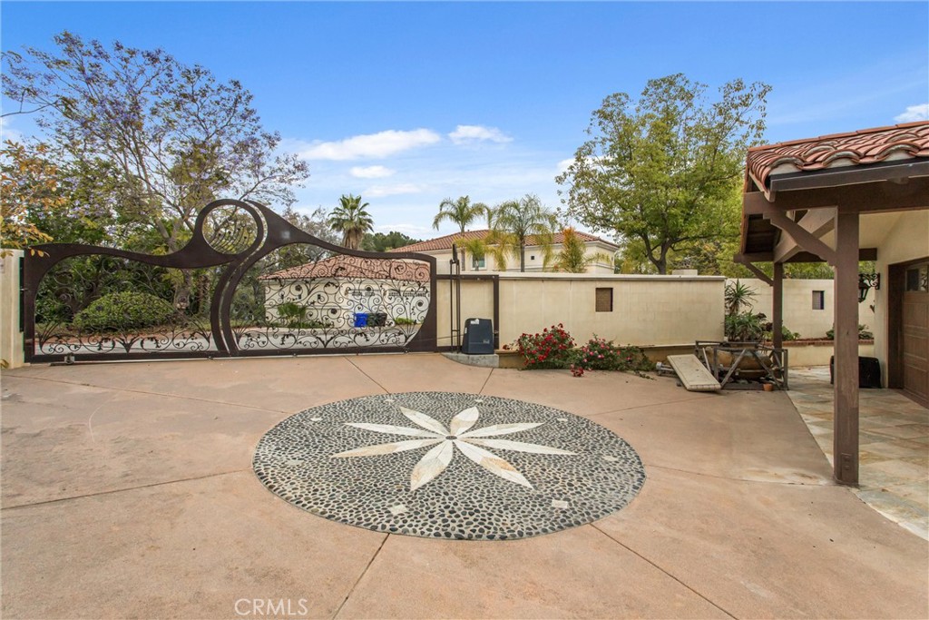204 Saint Catherine