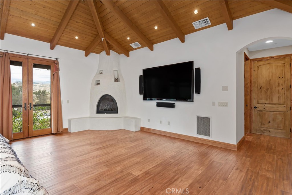 204 Saint Catherine