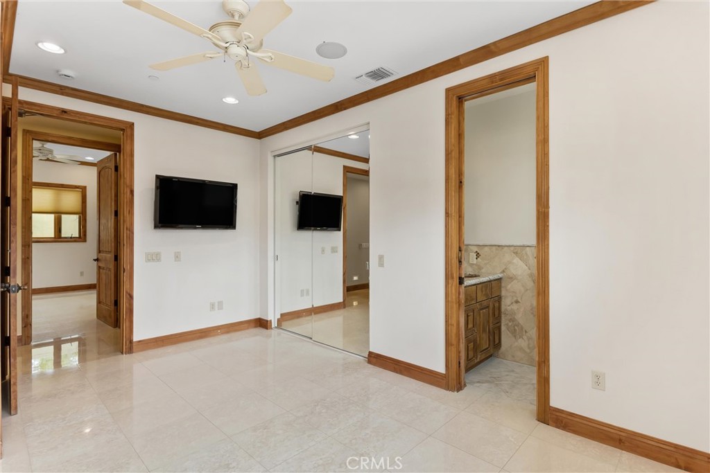 204 Saint Catherine