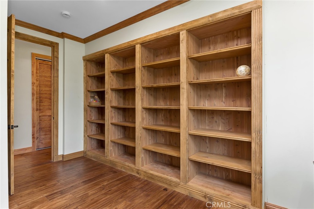 204 Saint Catherine