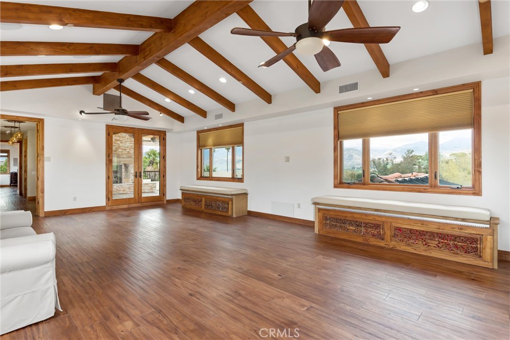 204 Saint Catherine