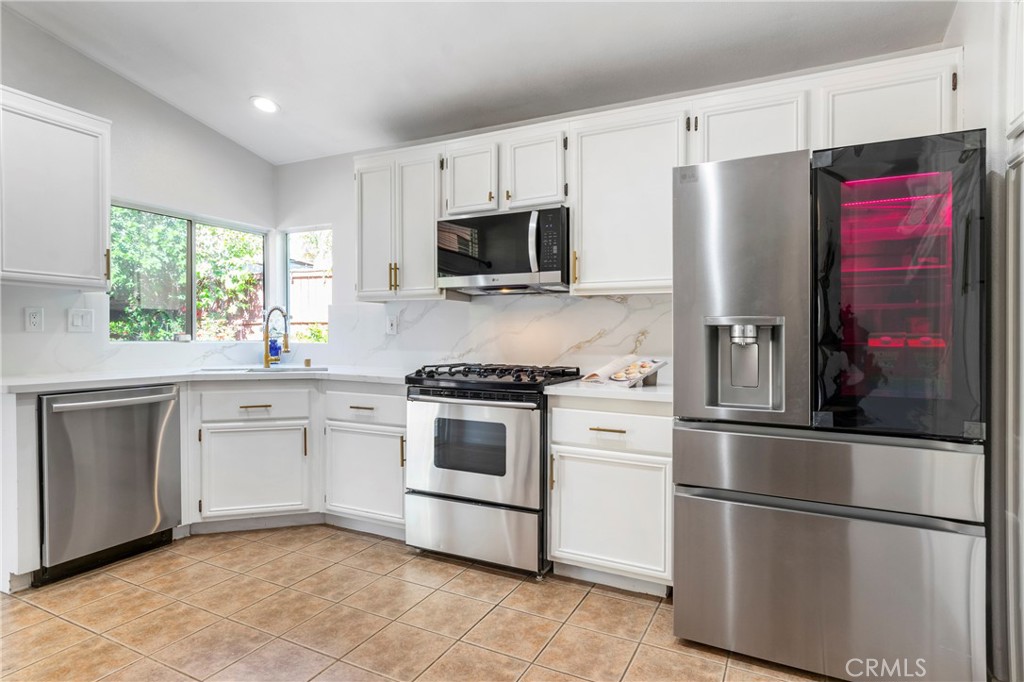 16366 W Sun Canyon
