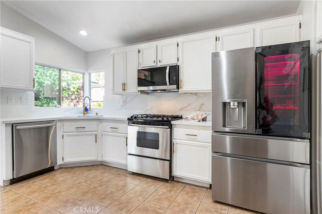 16366 W Sun Canyon