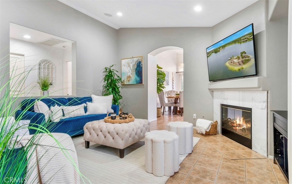 16366 W Sun Canyon