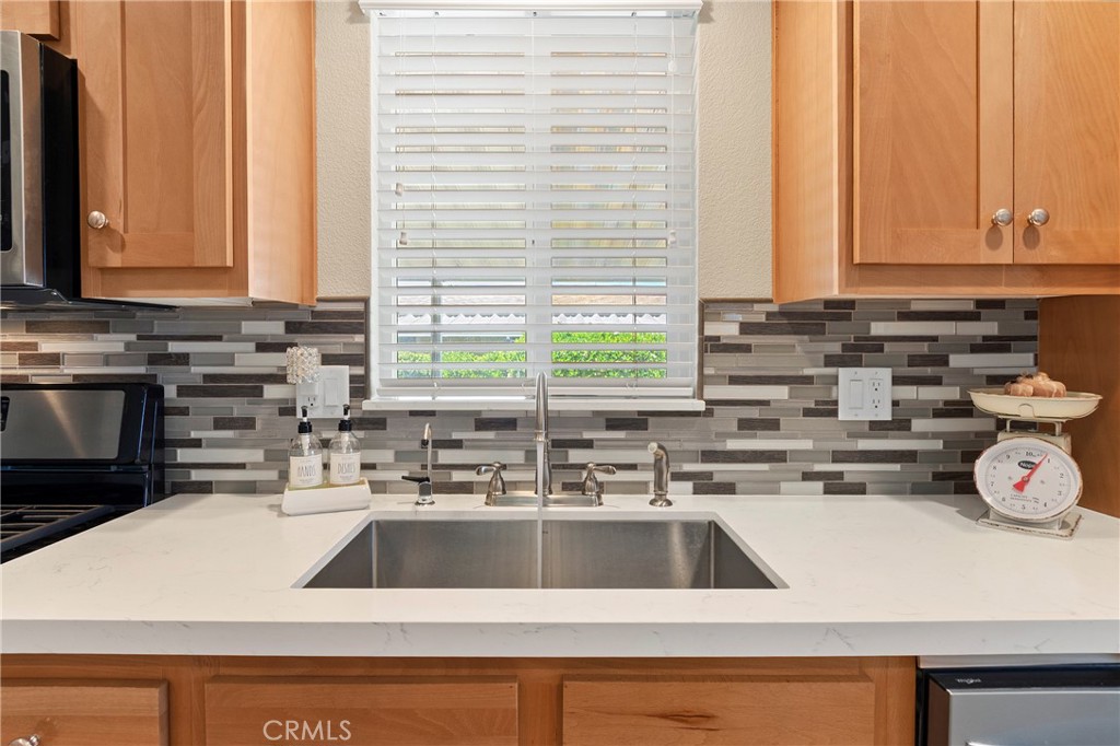 1424 Glengrove