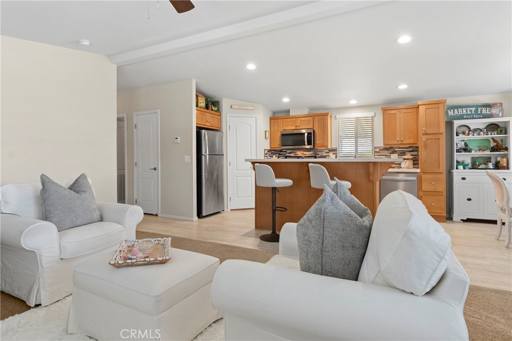 1424 Glengrove