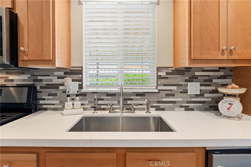1424 Glengrove