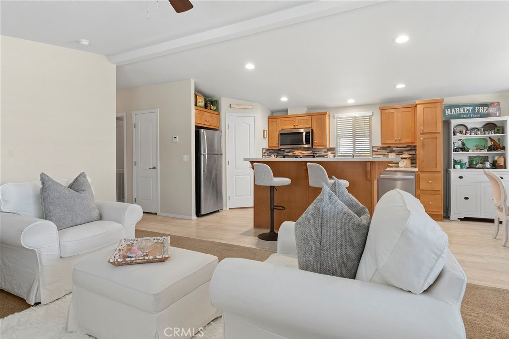 1424 Glengrove