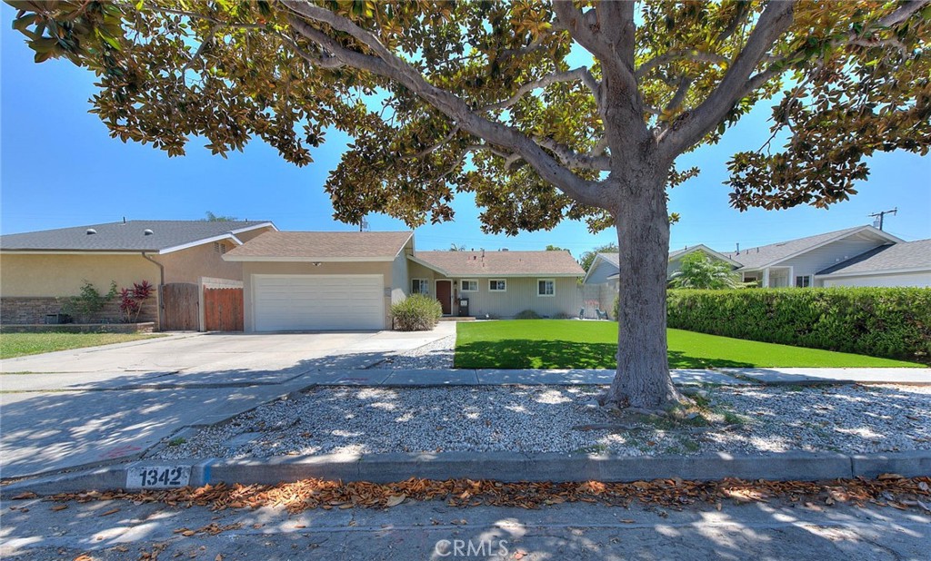 1342 W Southgate