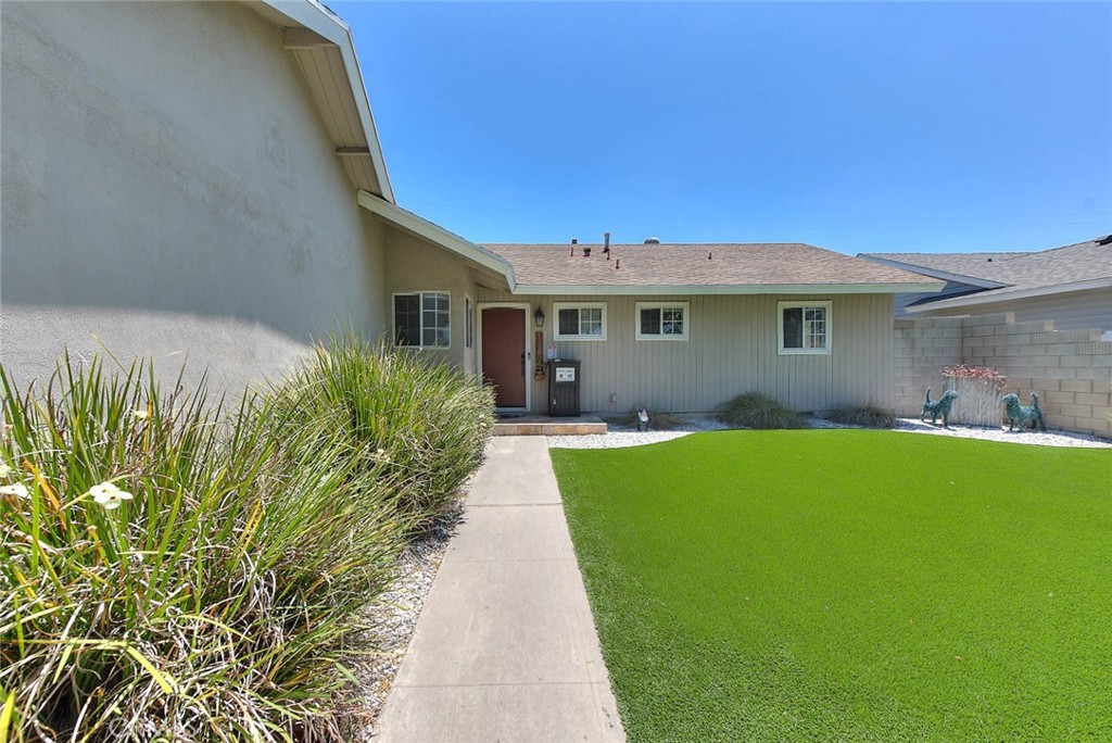 1342 W Southgate