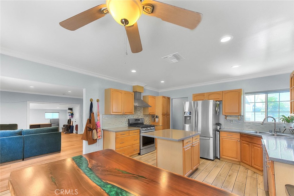 1342 W Southgate