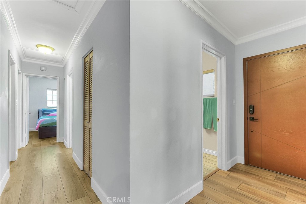 1342 W Southgate