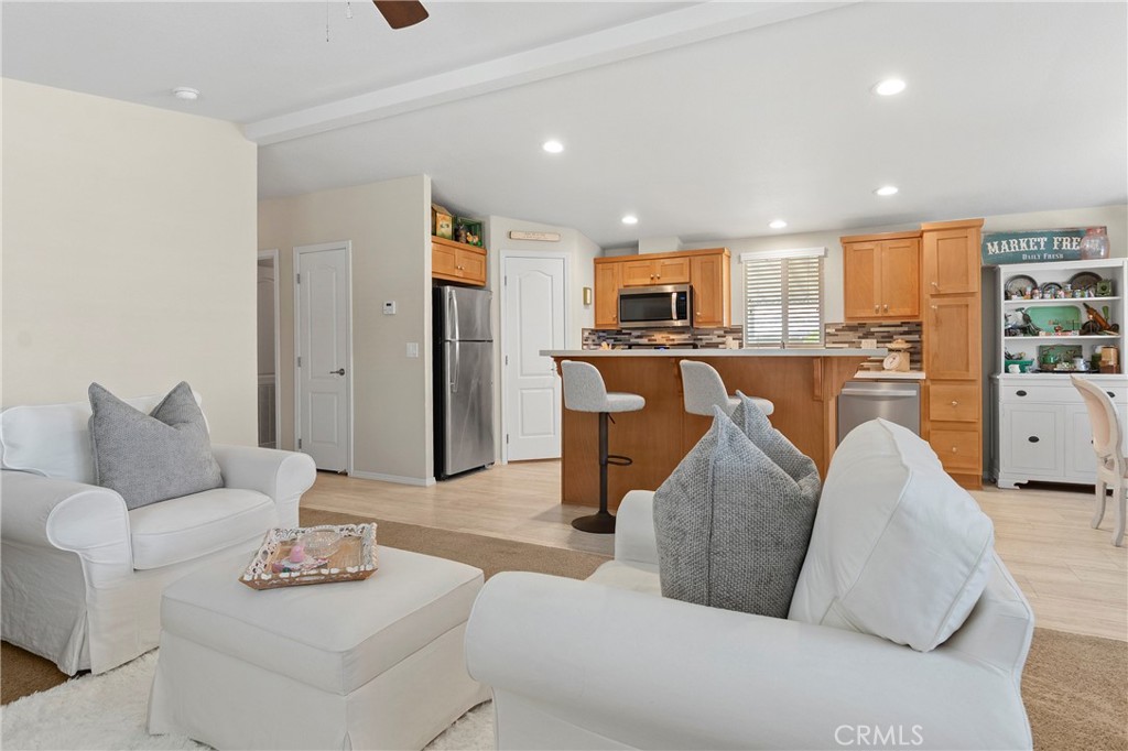1424 Glengrove