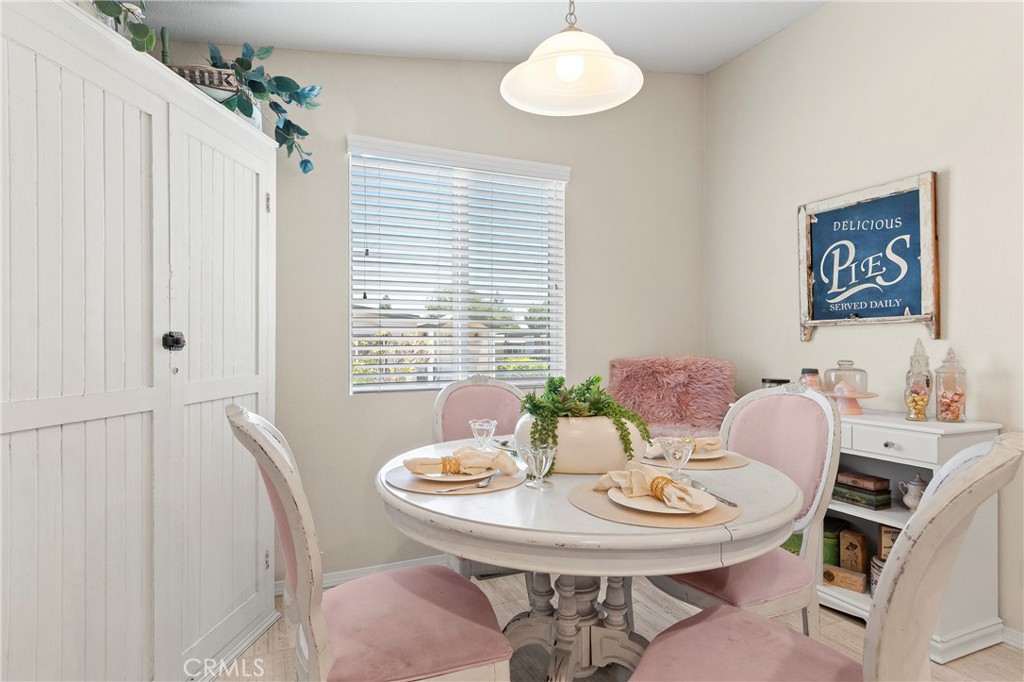 1424 Glengrove