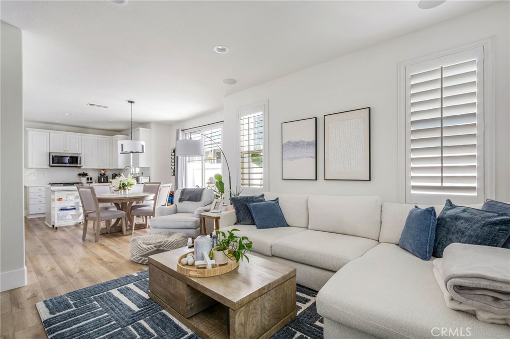 24 Thorp Spring