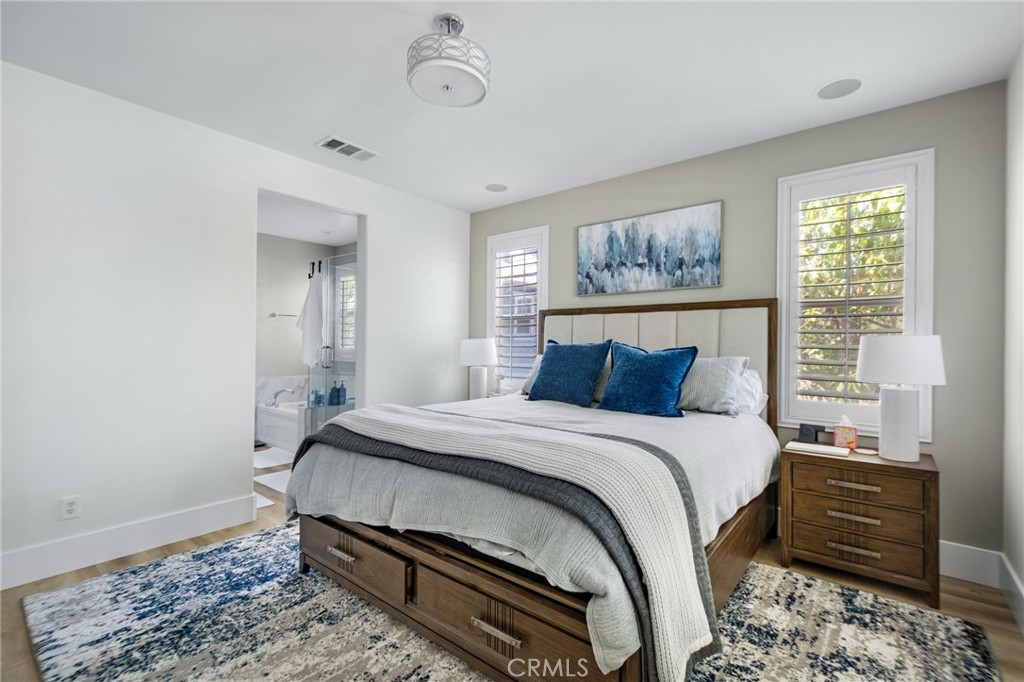 24 Thorp Spring