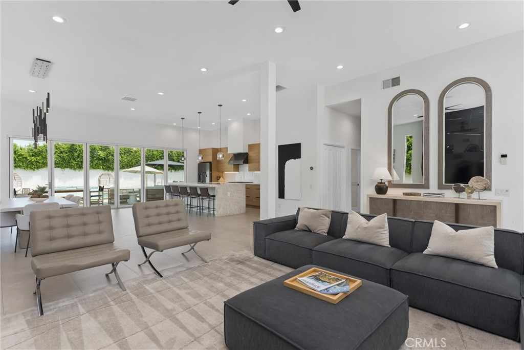 456 E Sonora Road