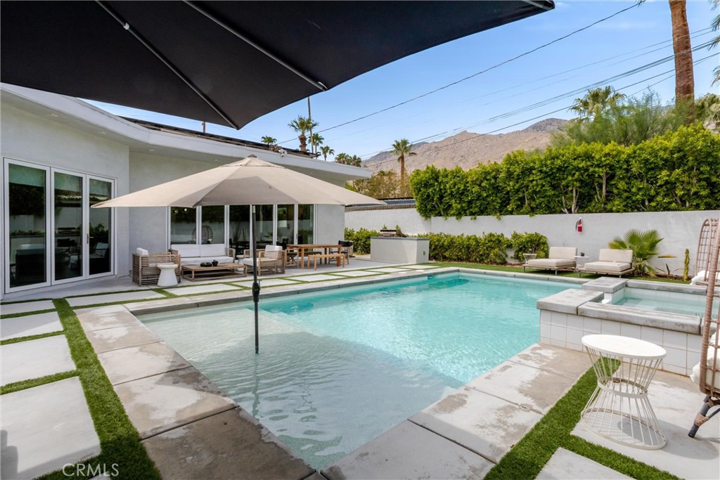 456 E Sonora Road