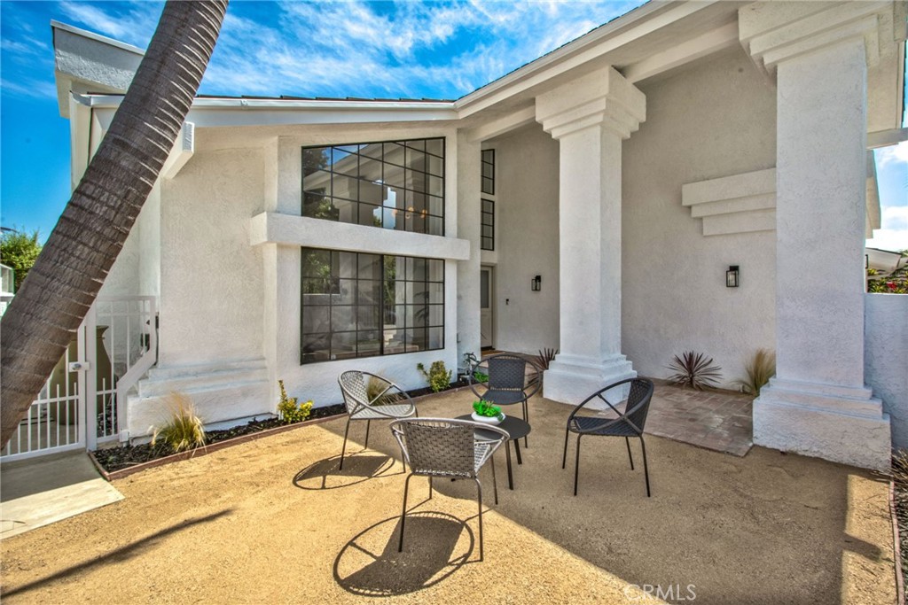 3000 Calle Grande Vista