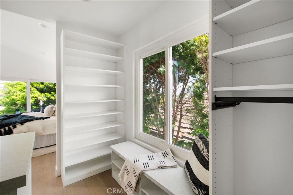 3000 Calle Grande Vista