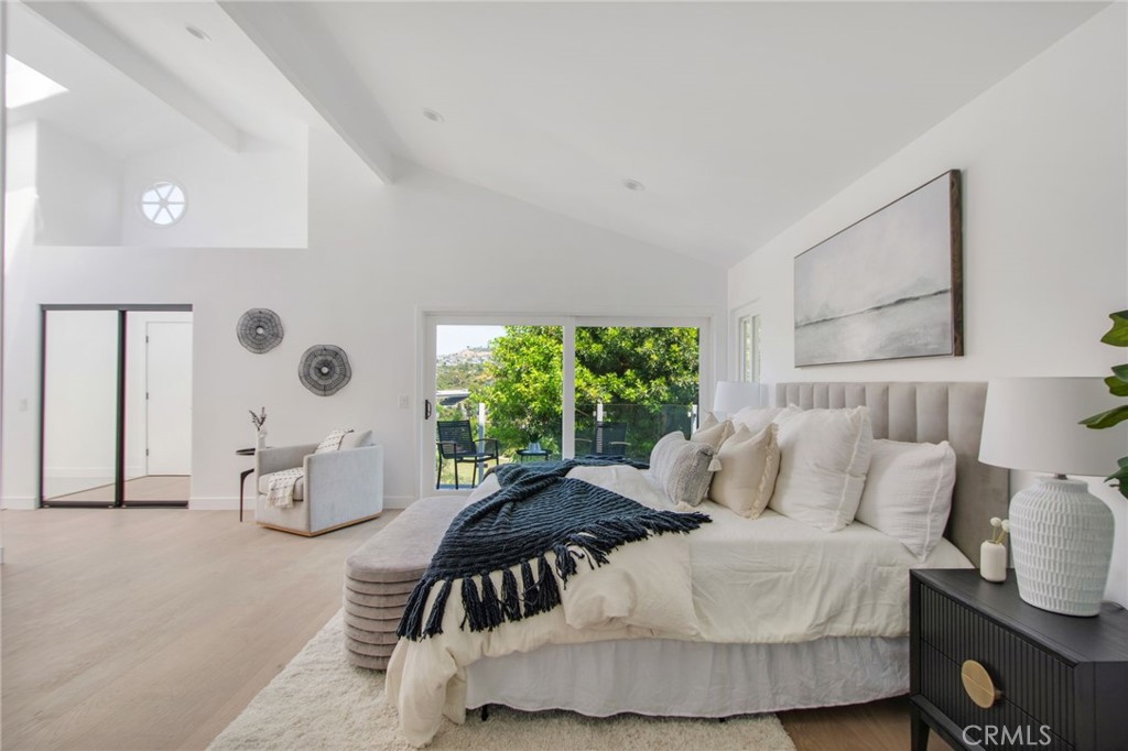 3000 Calle Grande Vista