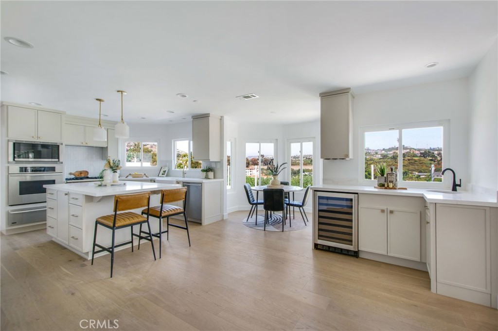 3000 Calle Grande Vista