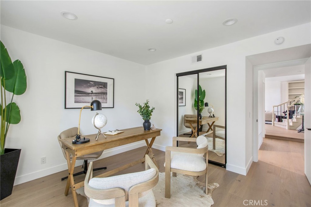 3000 Calle Grande Vista