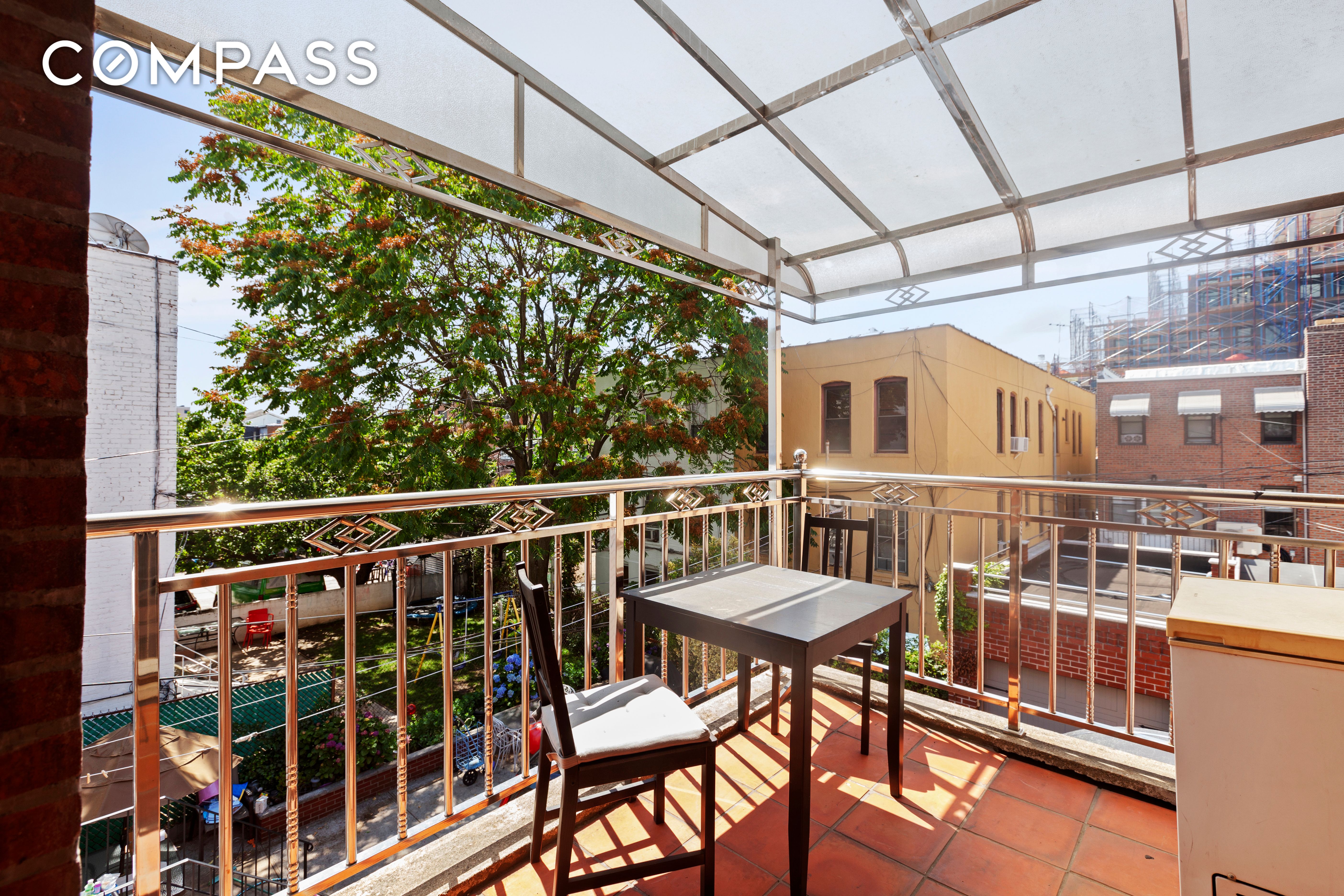 21-38 33rd Street Unit: 2-R