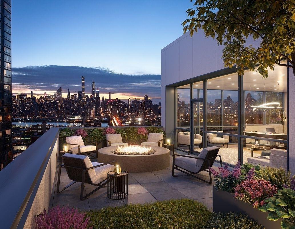 24-16 Queens Plaza South Unit: 19-D