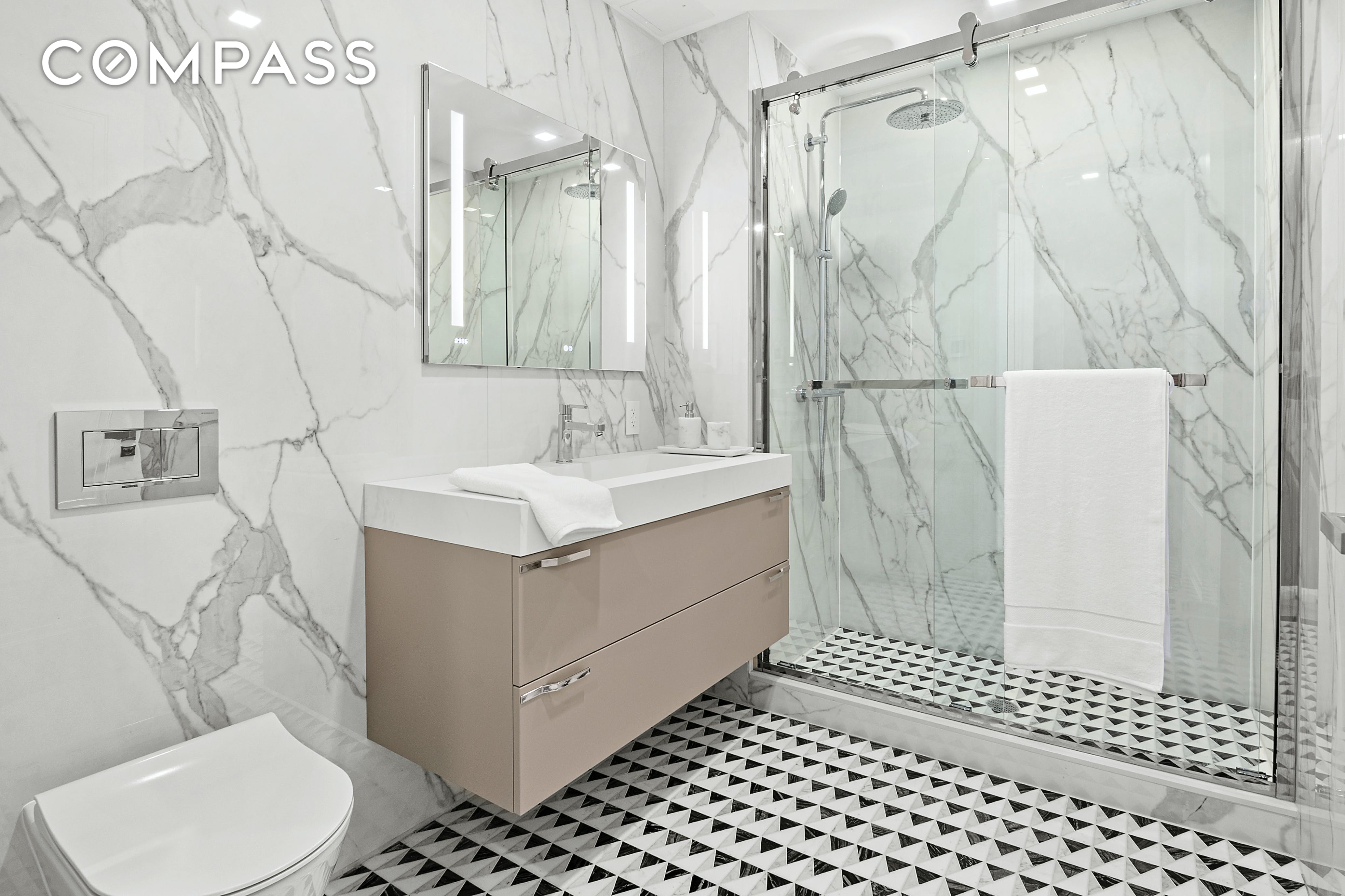 101 E 2nd Street Unit: 3-B