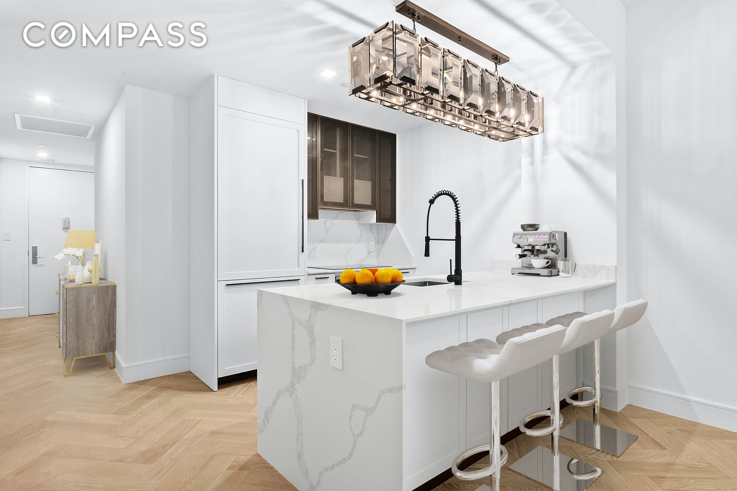 101 E 2nd Street Unit: 2-D
