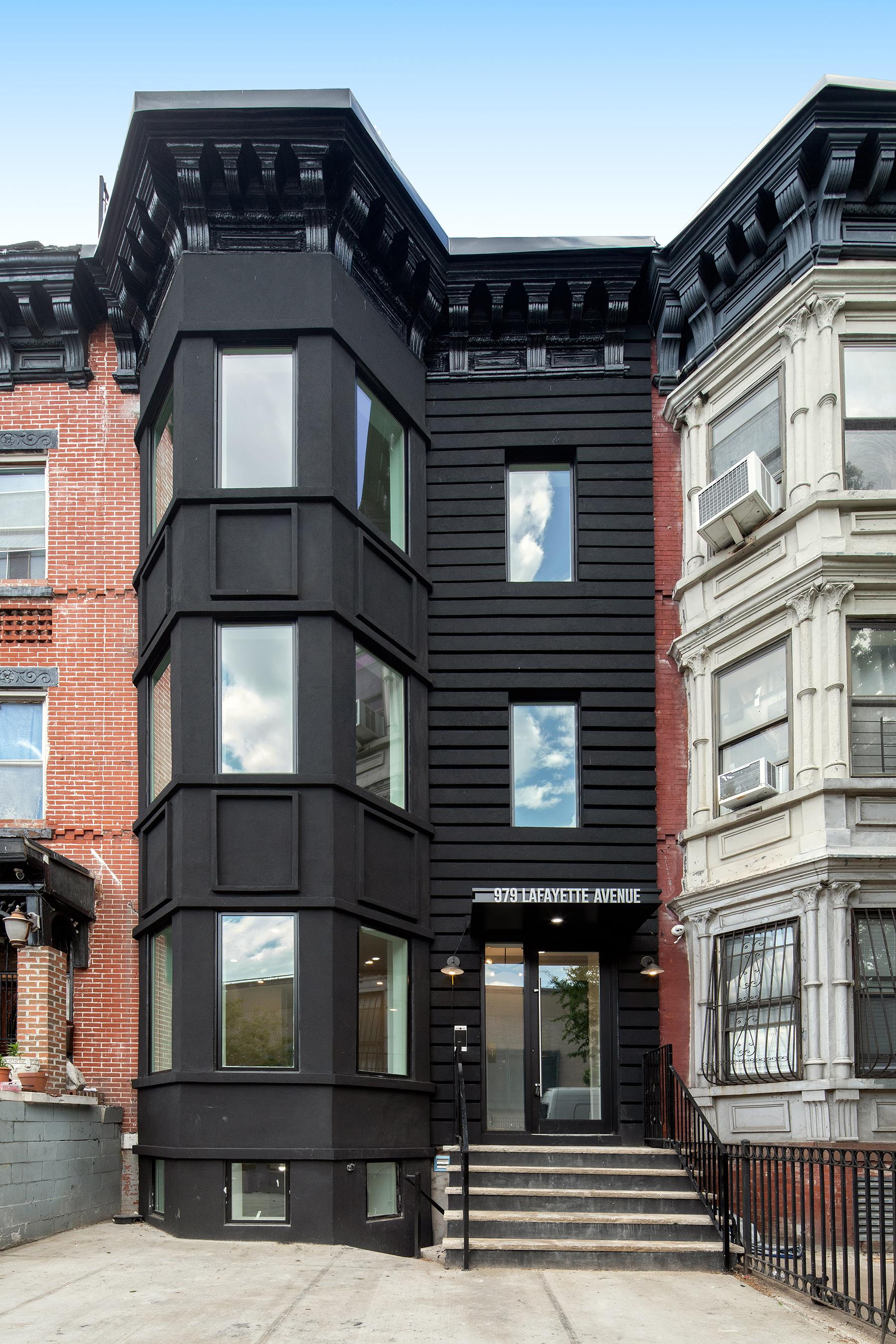 979 Lafayette Avenue Unit: 3