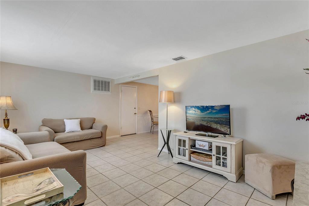 3343 CLYDESDALE DRIVE