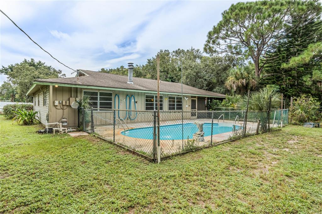 290 AUSTER ROAD