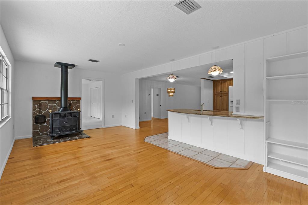 290 AUSTER ROAD