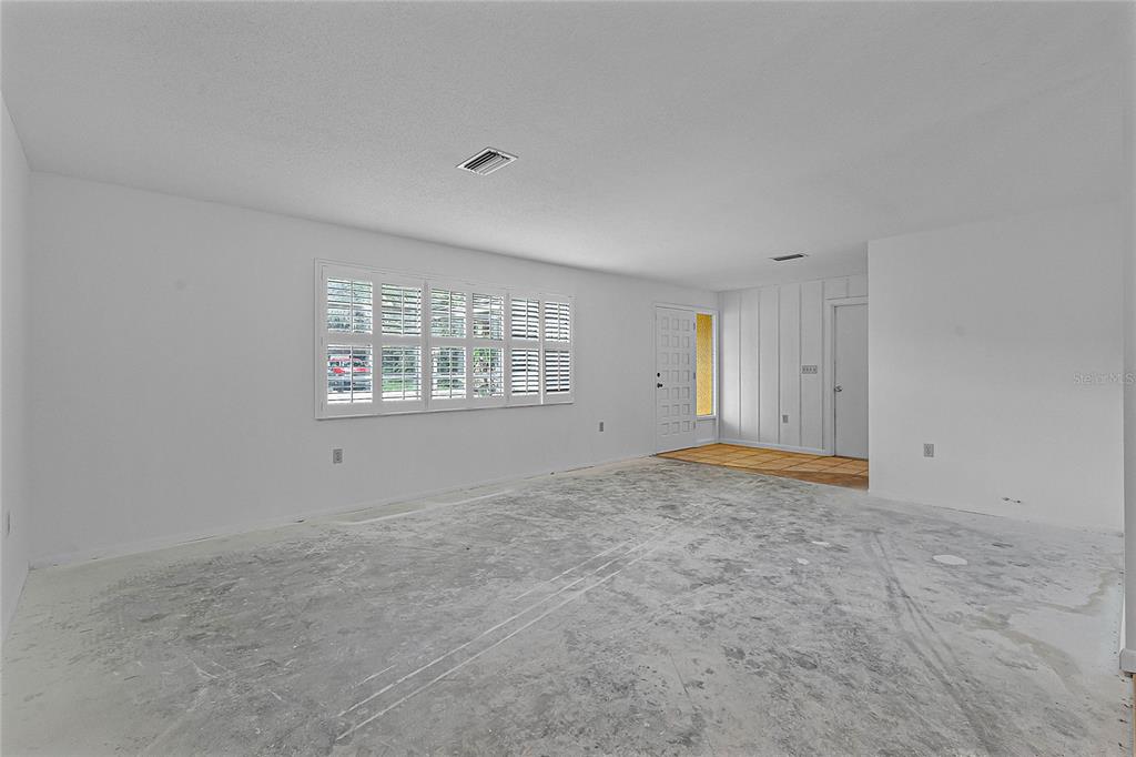 290 AUSTER ROAD